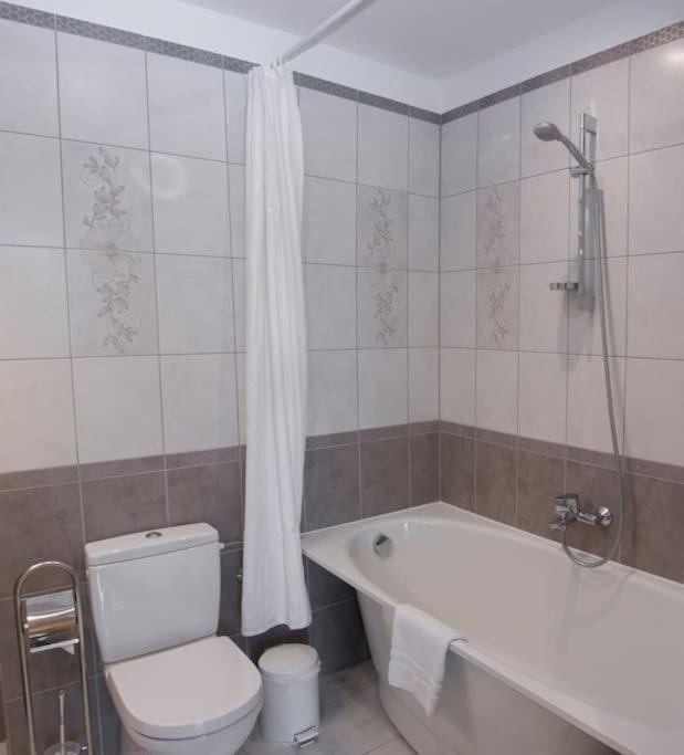 Dzintari Apartment Jurmala Ngoại thất bức ảnh